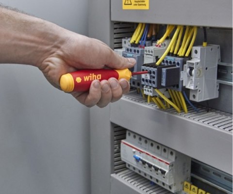 RĘKOJEŚĆ Z WYMIENNYMI BITAMI WH-POCKETMAX/45296 WIHA