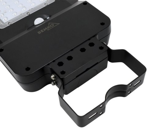 SOLARNA OPRAWA ULICZNA LED SOLGER 25W 3000LM 4000K IP65 CZARNY CZ. PIR