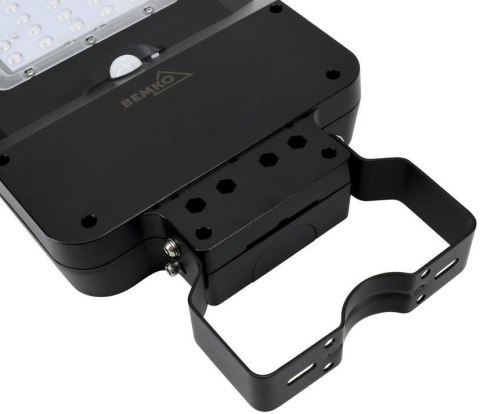 Solarna Oprawa uliczna LED SOLGER 15W 1600LM 4000K IP65 czarna cz. pir