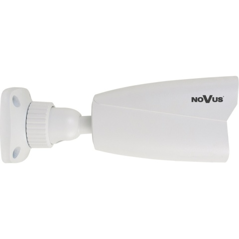 Kamera IP 4 MPX w obudowie z oświetlaczem światła białego i IR