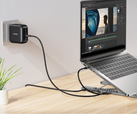 SKŁADANA PODSTAWKA POD LAPTOPA D1137AGY01 Z HUBEM I CZYTNIKIEM KART SD UNITEK